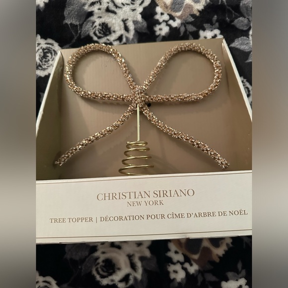 Christian Siriano Other - ✨ Christian Siriano Viral GOLD Bow Tree Topper ✨